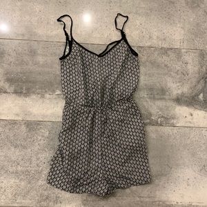 Black/white geometric romper